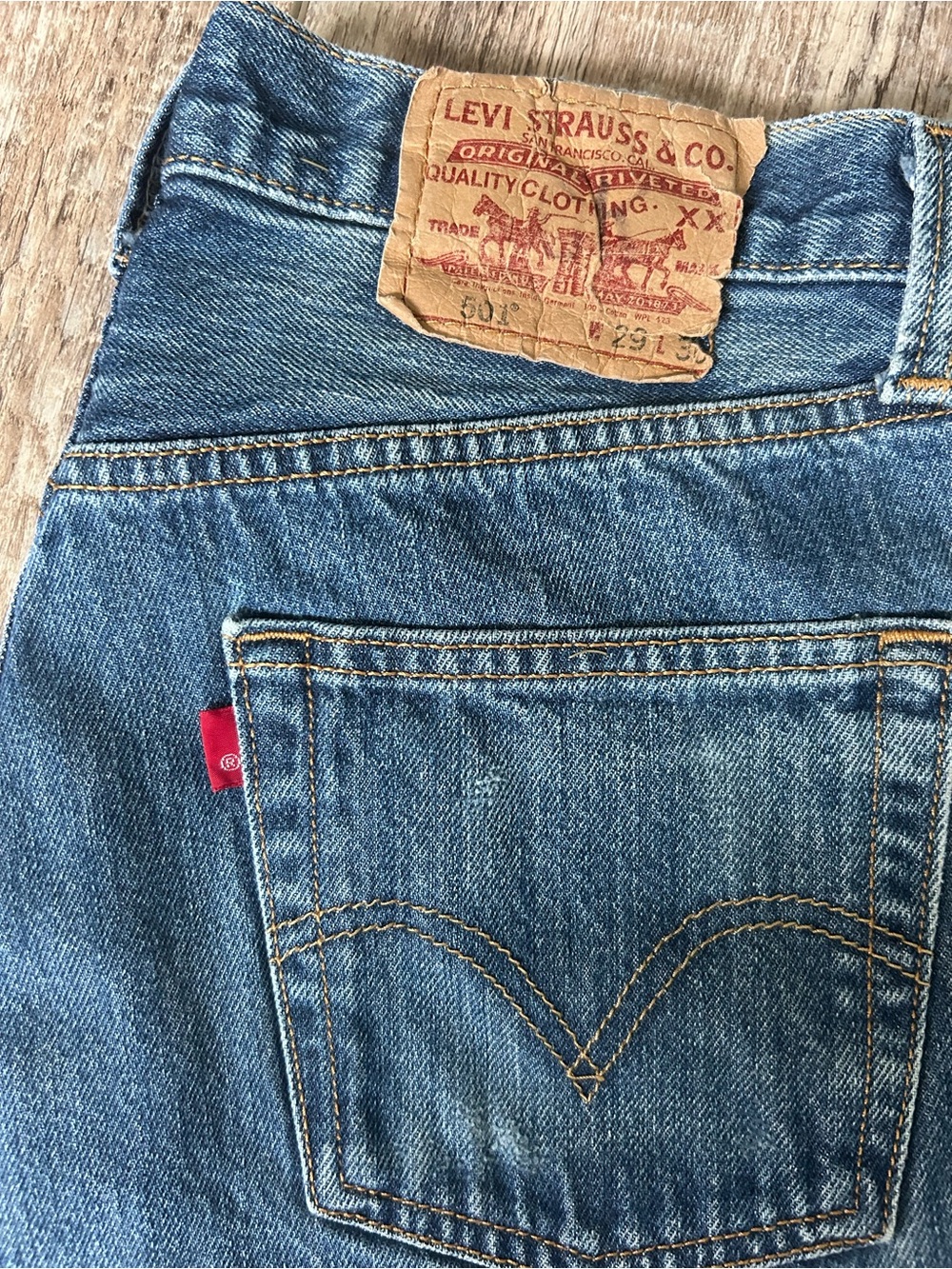 Levi's 501 Original Fit Men's Medium Blue Straight-Leg Jeans Size 29x30 - Picture 11 of 11